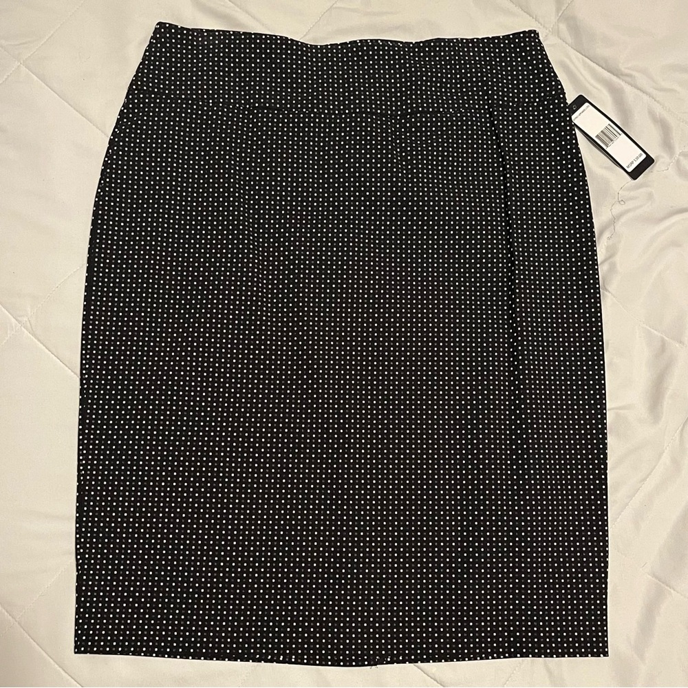 Elegant Black and White Polka Dot Skirt
